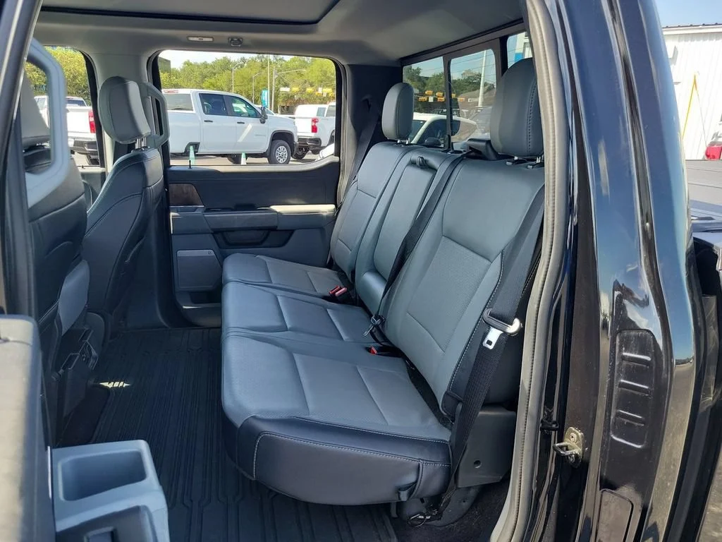 Used 2022 Black Ford LARIAT image 26
