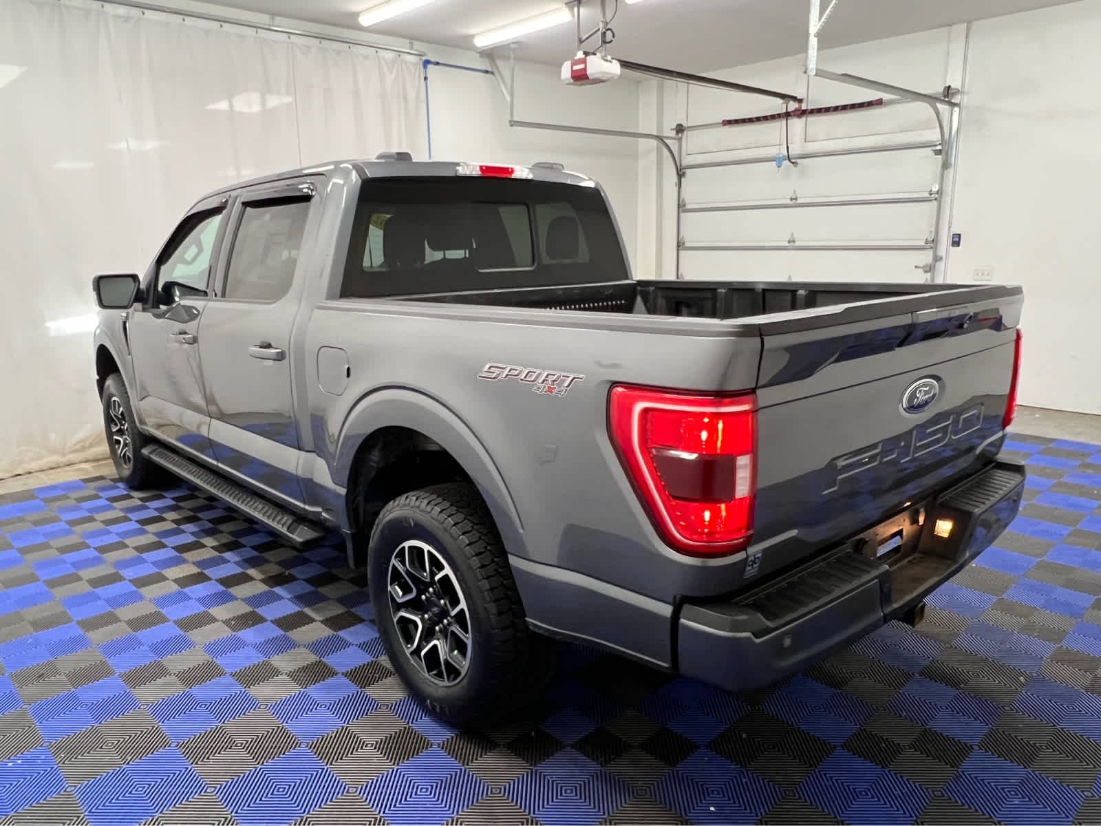 Used 2023 Carbonized Gray Ford XLT image 9