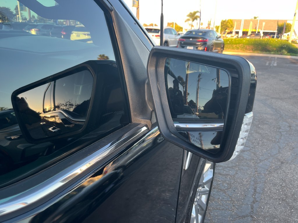Used 2022 Black Ford Limited image 43