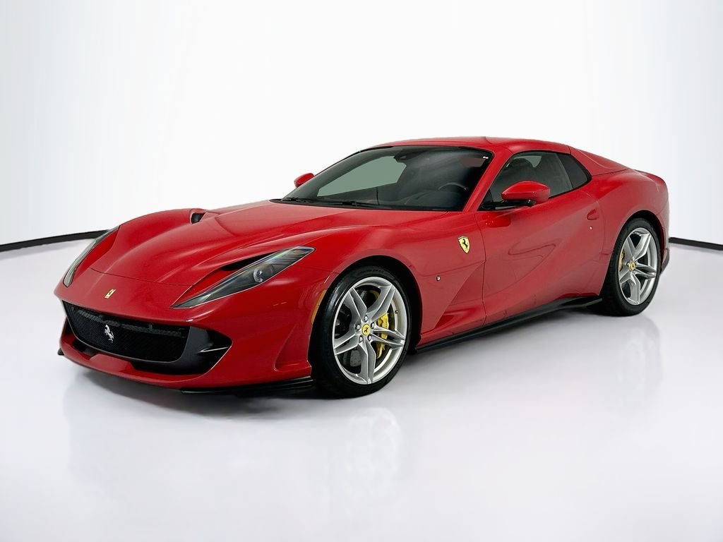 Used 2023  Ferrari Base image 9