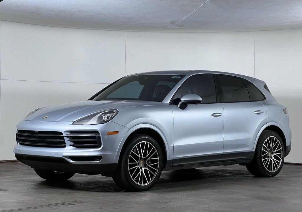 2023 Porsche Cayenne Base