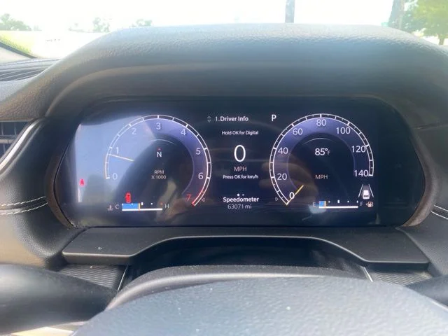 Used 2024 White/off-white Jeep Laredo image 21
