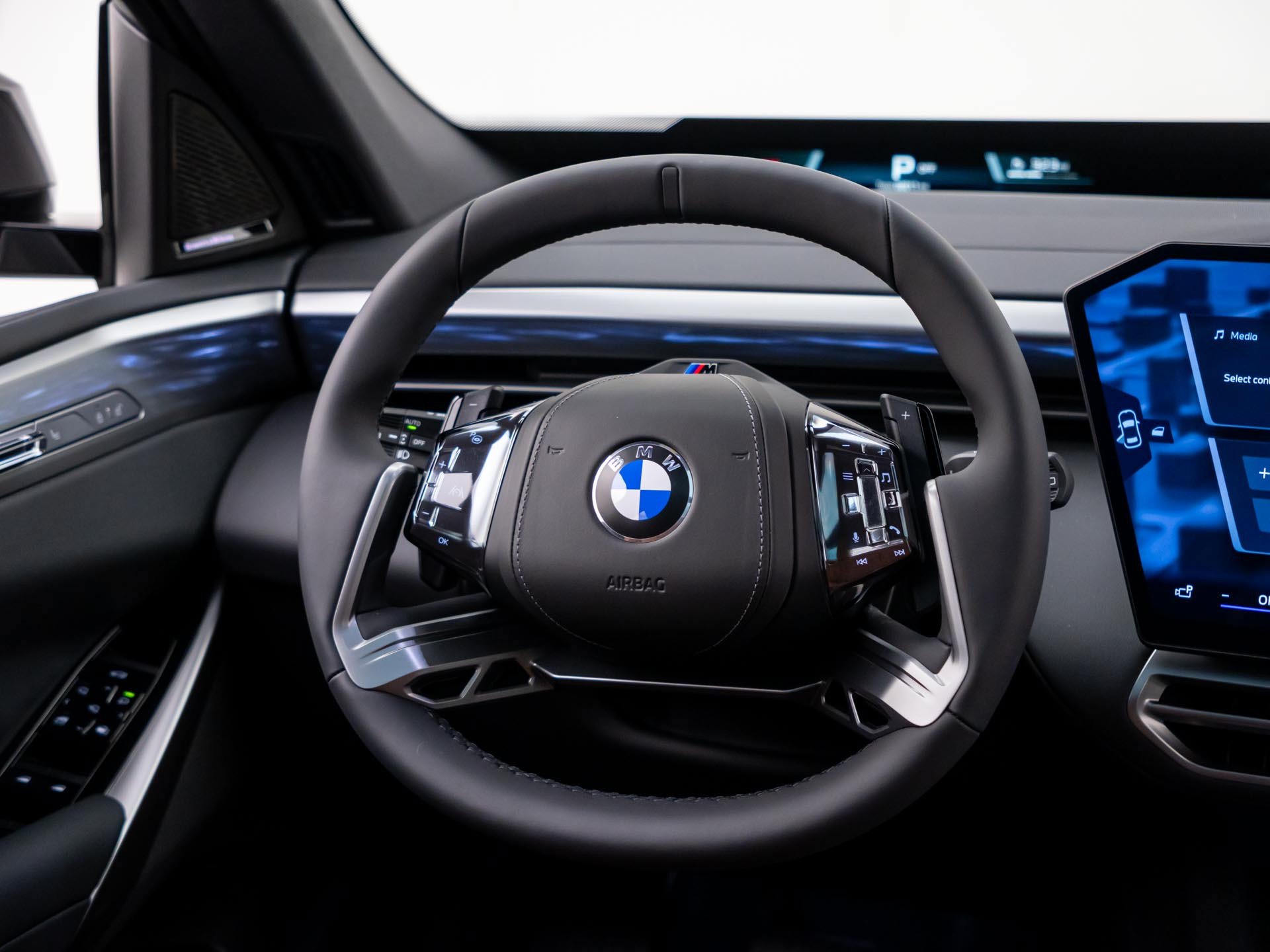 New 2027 Mineral White Metallic BMW 40 image 11
