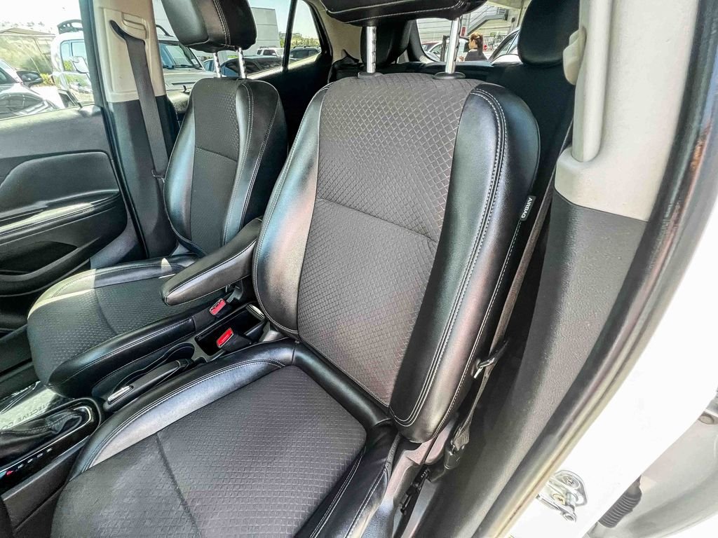 Used 2020 White Buick Preferred image 25