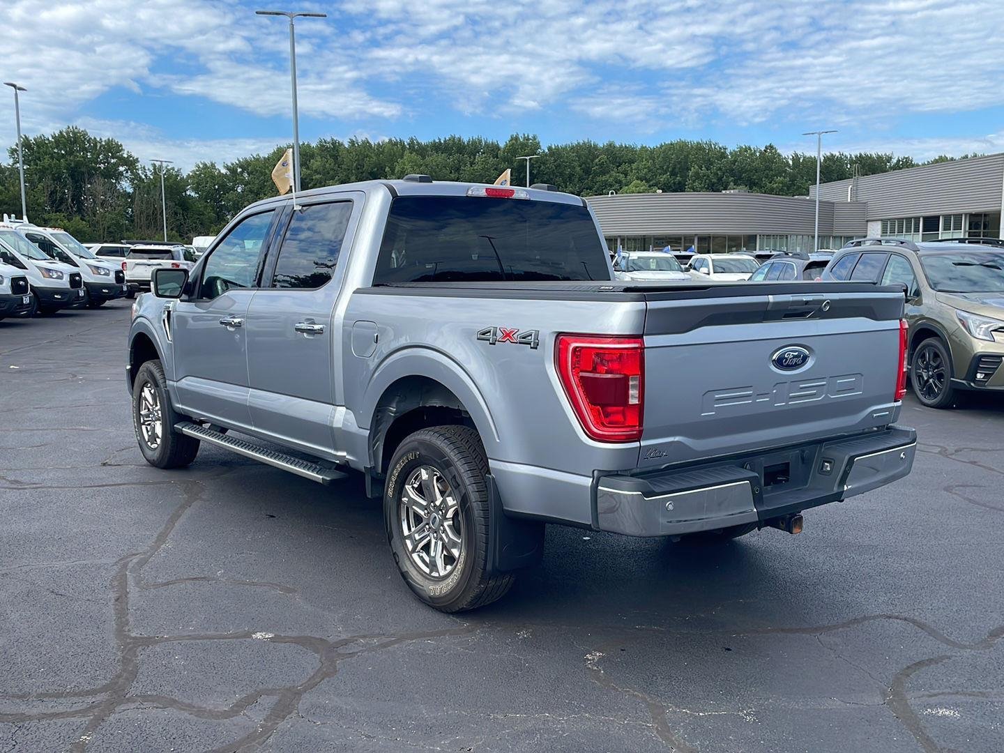 Certified Used 2022 Iconic Silver Ford XLT image 3