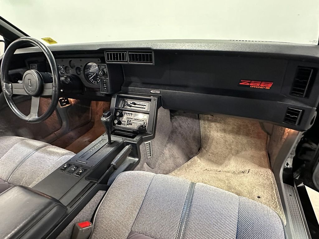 Used 1988 Black Chevrolet IROC-Z image 47