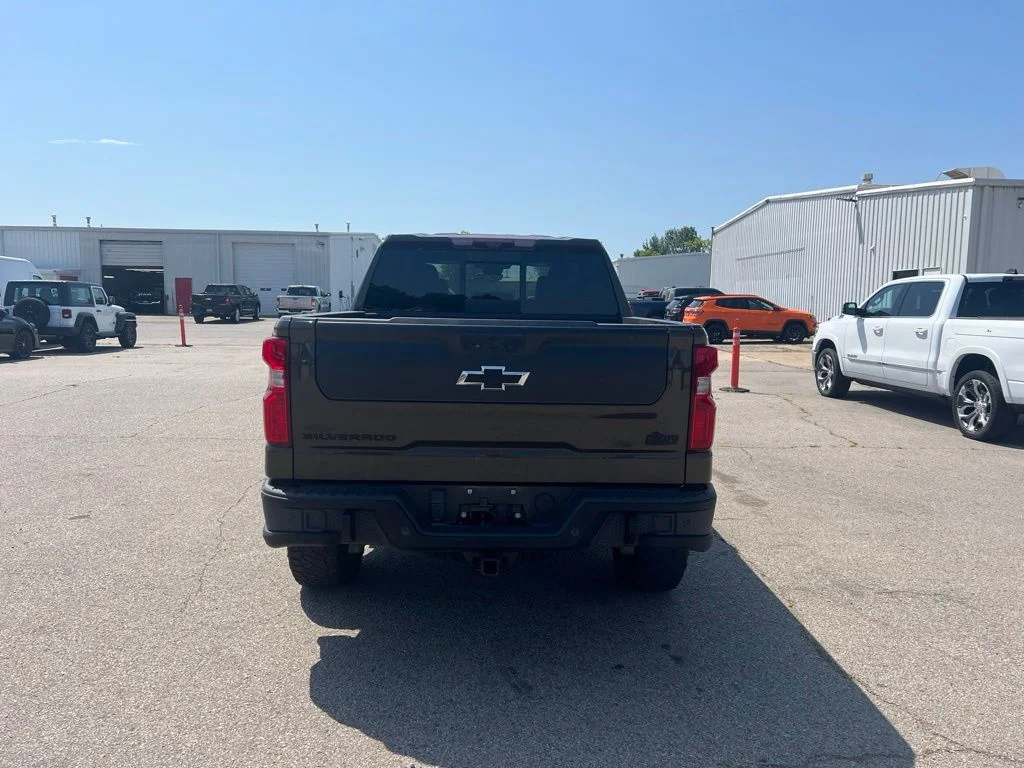 Used 2023 Brown Chevrolet ZR2 image 4