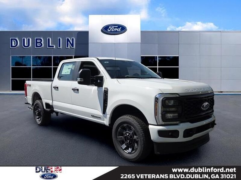 New 2026 Oxford White Ford F-250® XL image 1