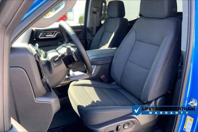 2025 Chevrolet Silverado 1500 LT Trail Boss - Photo 10