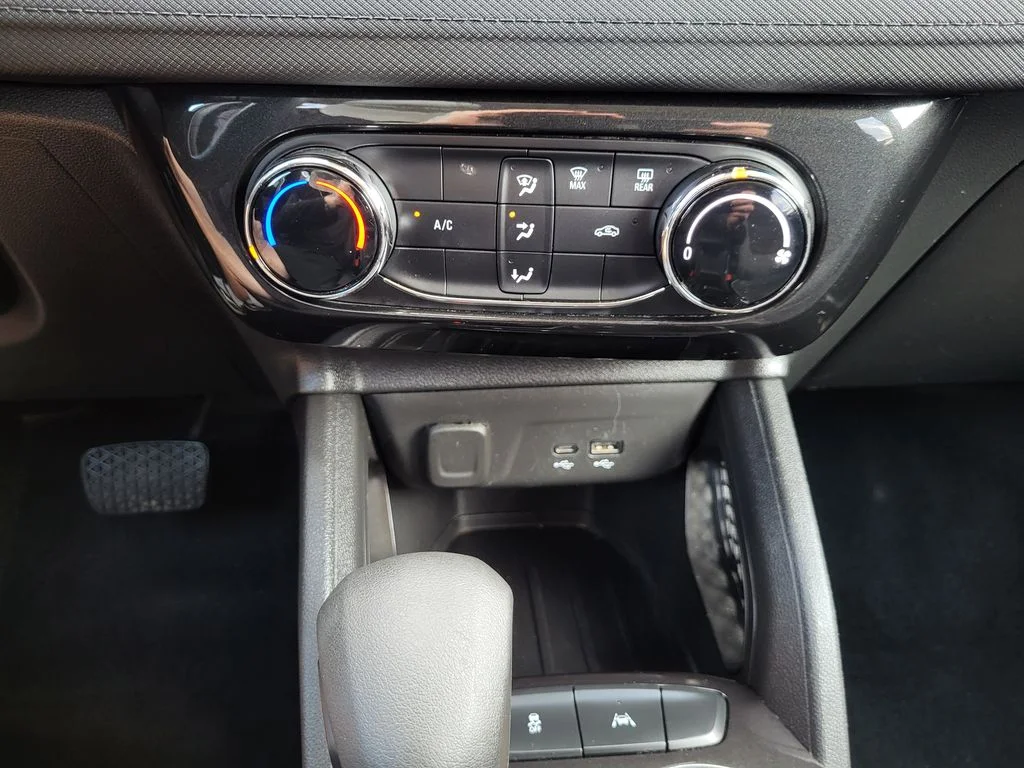 Used 2024 Sterling Gray Metallic Chevrolet LT image 15