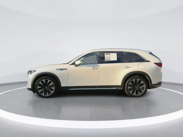 Used 2024 White Mazda Premium image 5