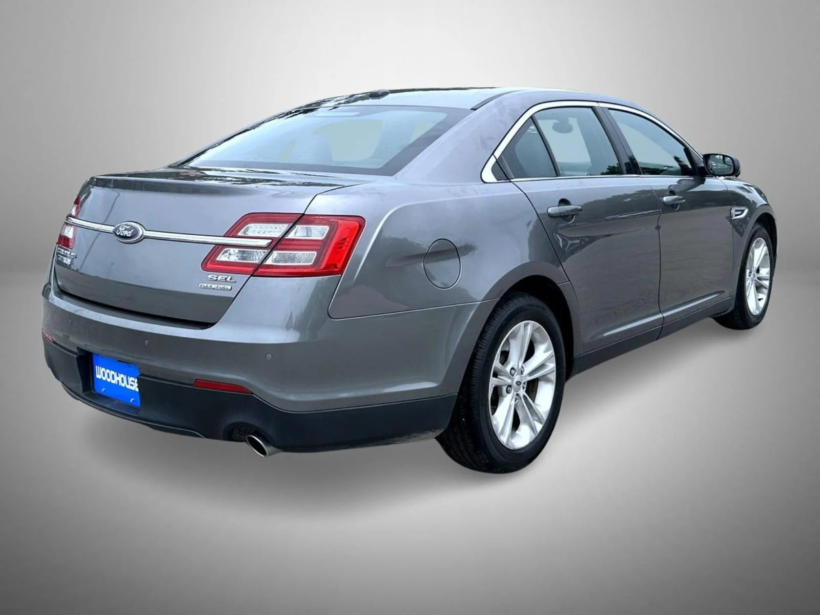 Used 2013 Gray Ford SEL image 5