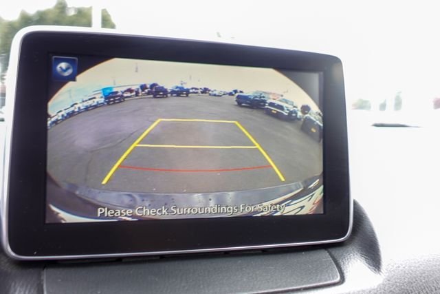 Certified Used 2017  Toyota Base image 22