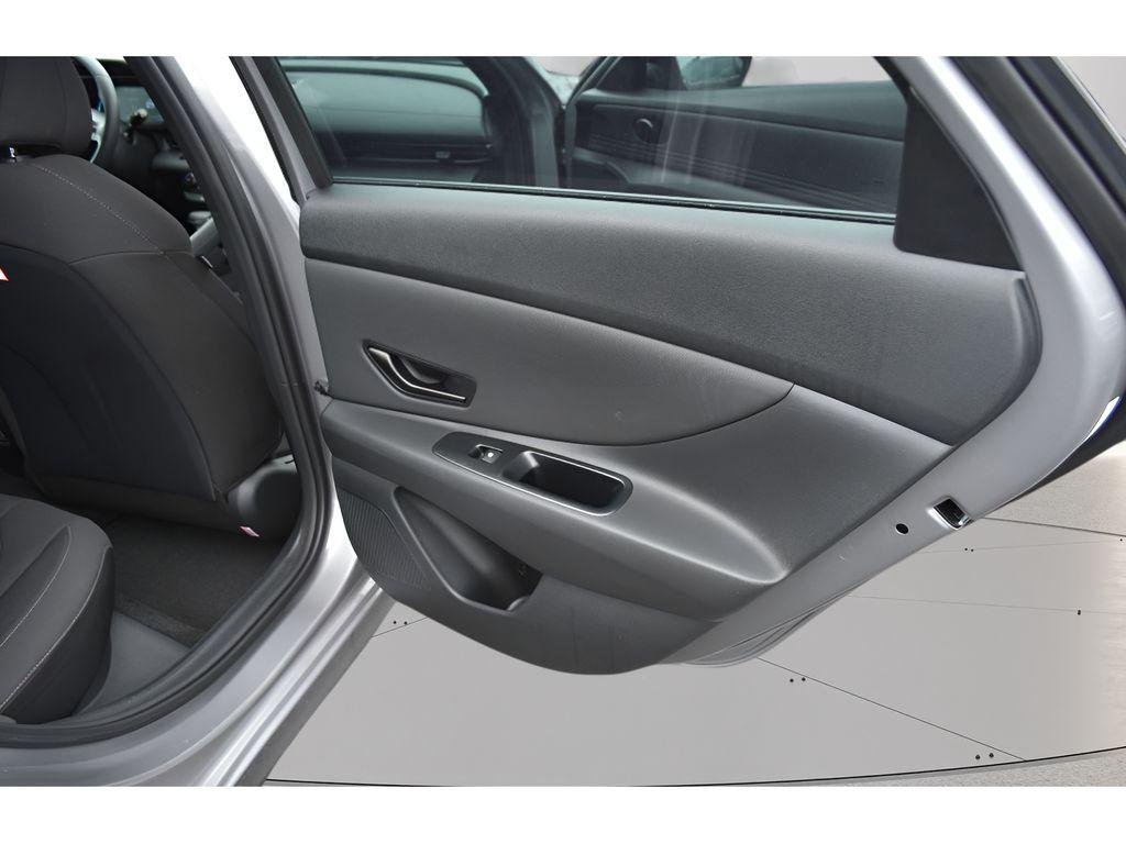 New 2026 Fluid Metal Hyundai SEL Sport image 17
