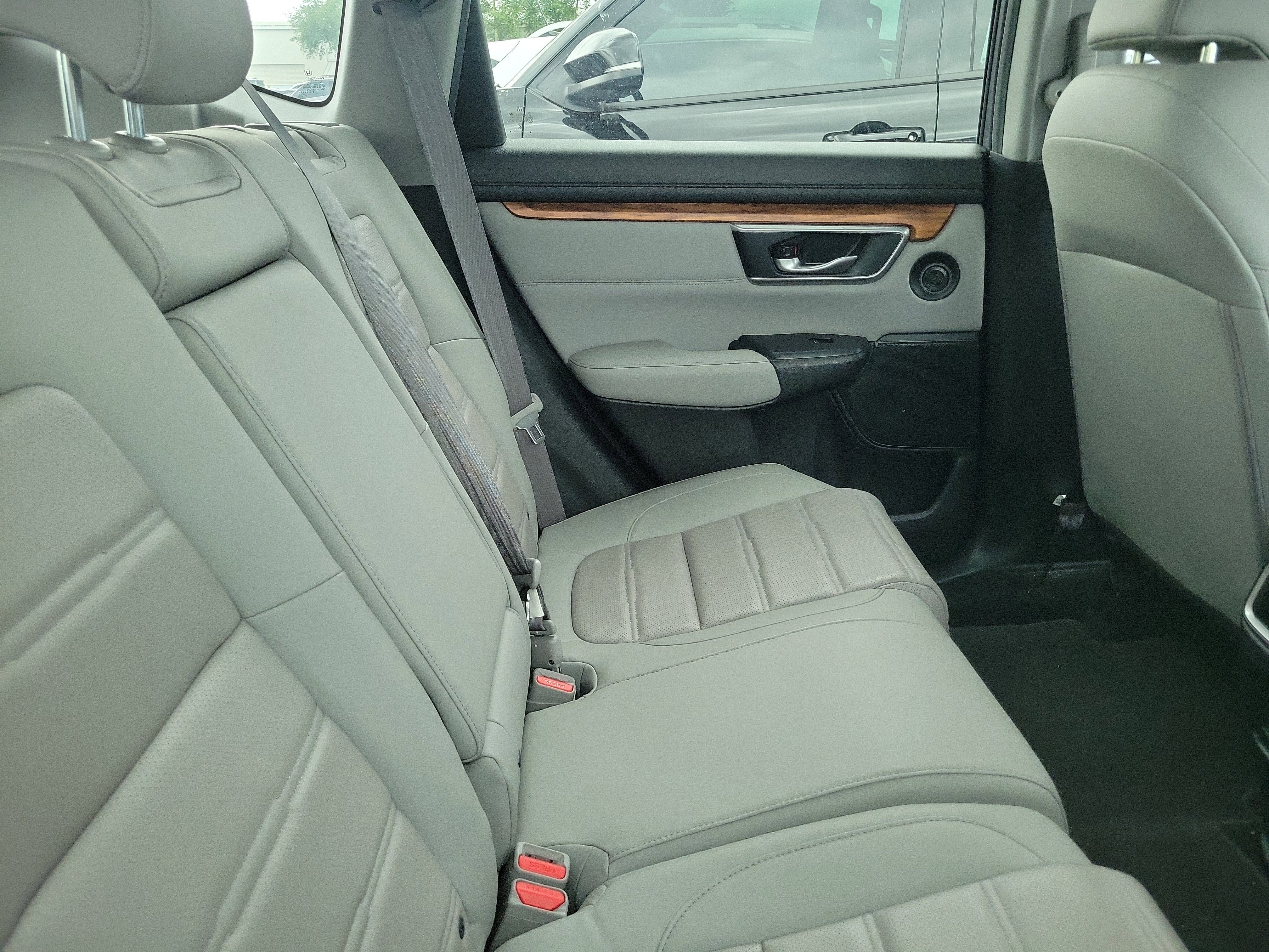 Used 2019  Honda Touring image 5