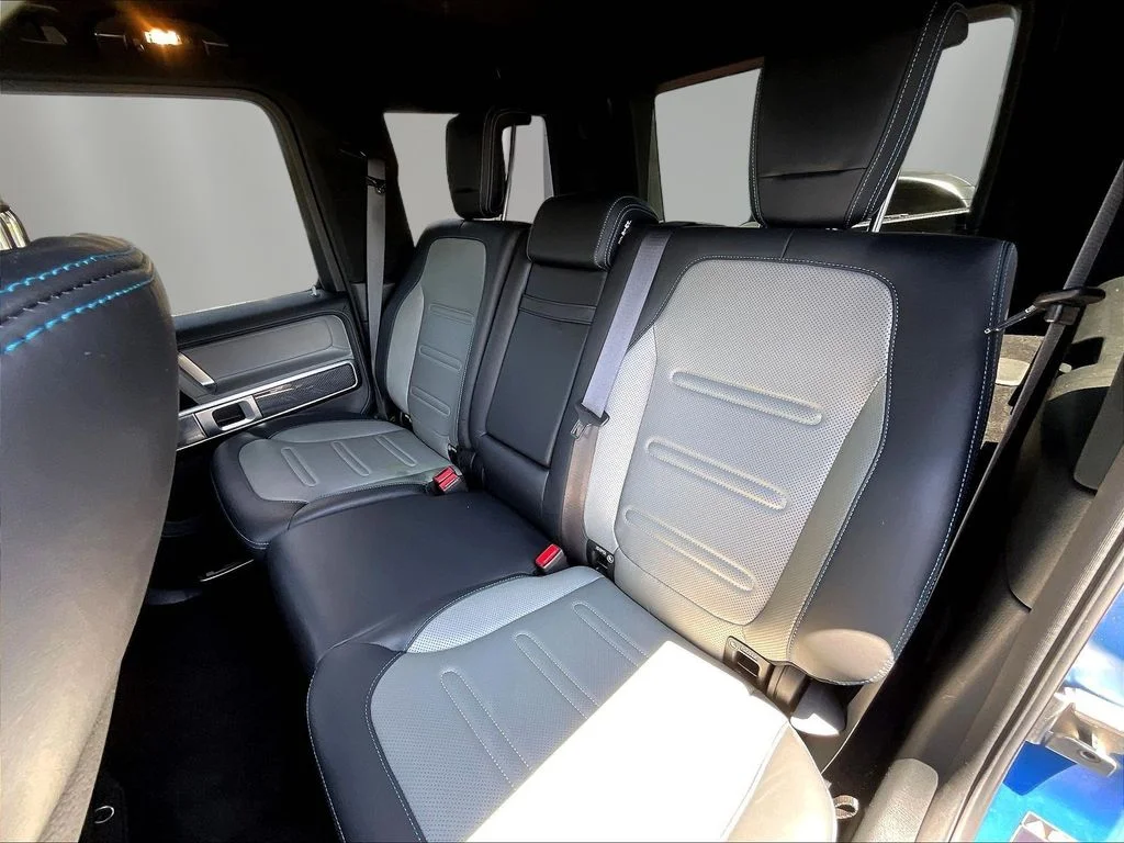 Used 2025  Mercedes-Benz G 580 image 21