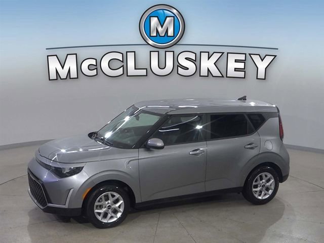 Used 2025 Gray Kia LX image 1