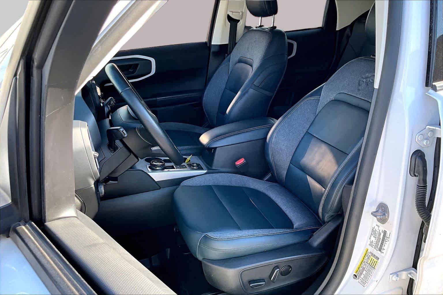 Certified Used 2022 Oxford White Ford Outer Banks image 10