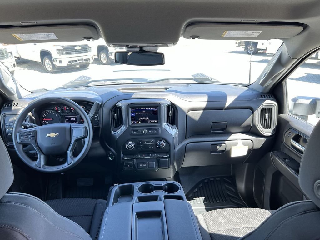 New 2026 Summit White Chevrolet Work Truck image 23