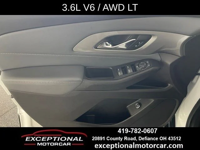 Used 2021 White Chevrolet 3LT W/Leather image 34