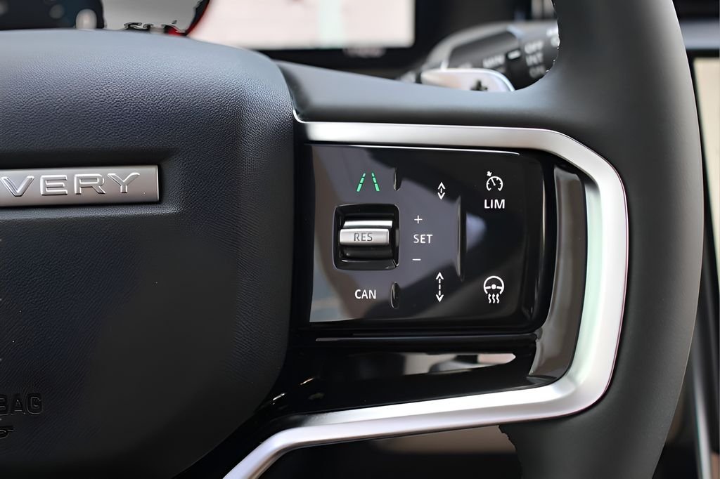 New 2025 Santorini Black Land Rover S image 21