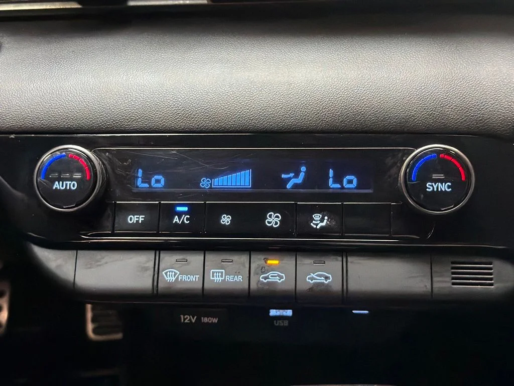 Used 2025 Intense Blue Hyundai SEL Sport image 15