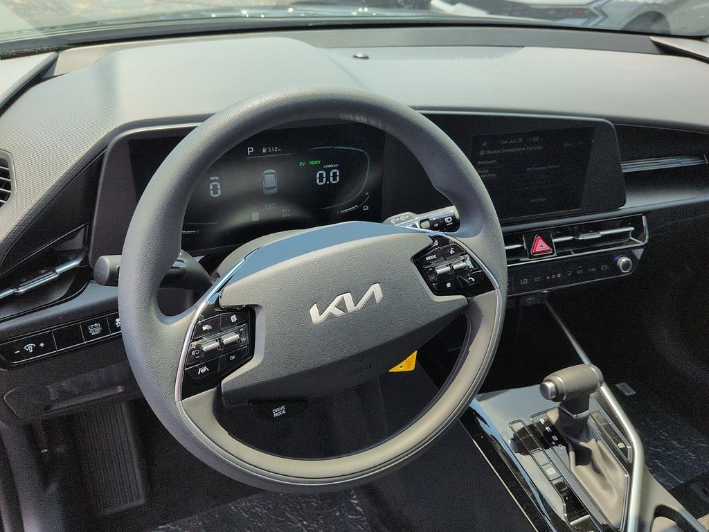 New 2026 Aurora Black Pearl Kia LX image 9
