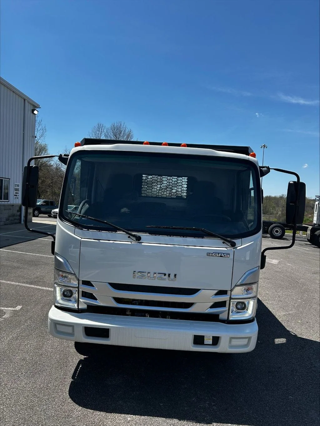 New 2024 White Isuzu  image 3