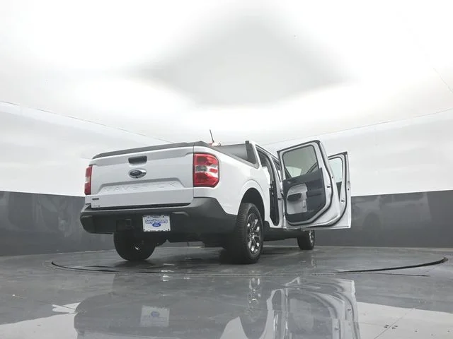 Certified Used 2024 Oxford White Ford XLT image 45
