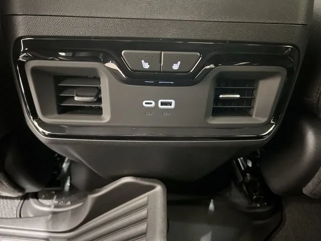 2026 GMC Sierra 1500 AT4 - Photo 20