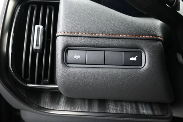 Used 2025 Alpine Metallic/super Black Nissan PRO-4X image 13