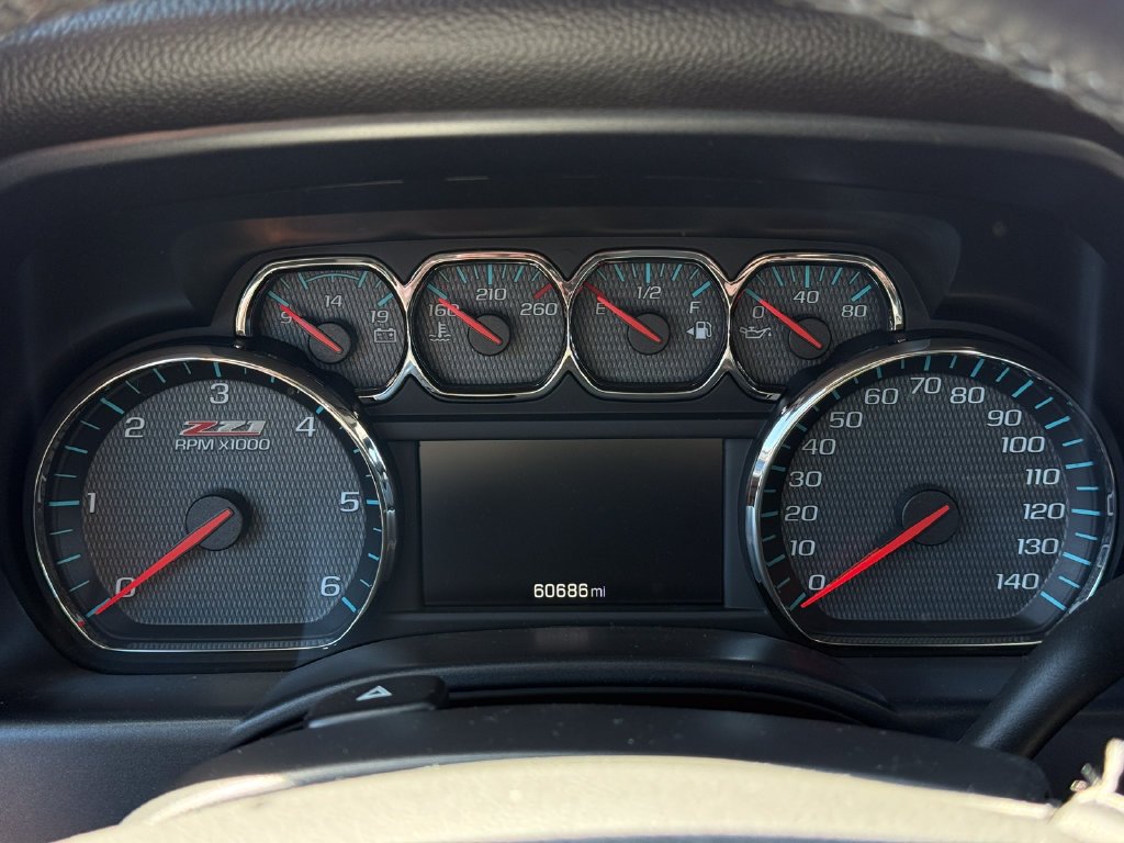 Used 2015 SILVER ICE METALLIC Chevrolet LT image 9