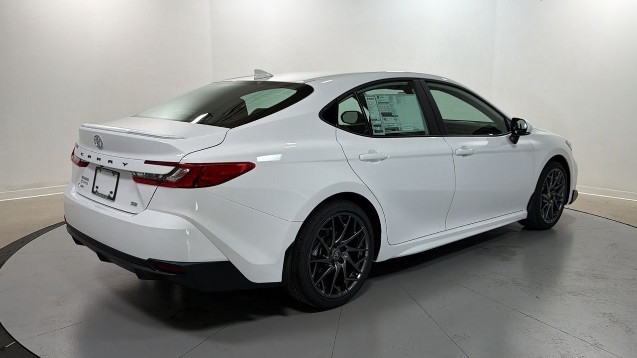New 2026 Ice Cap Toyota  SE image 5