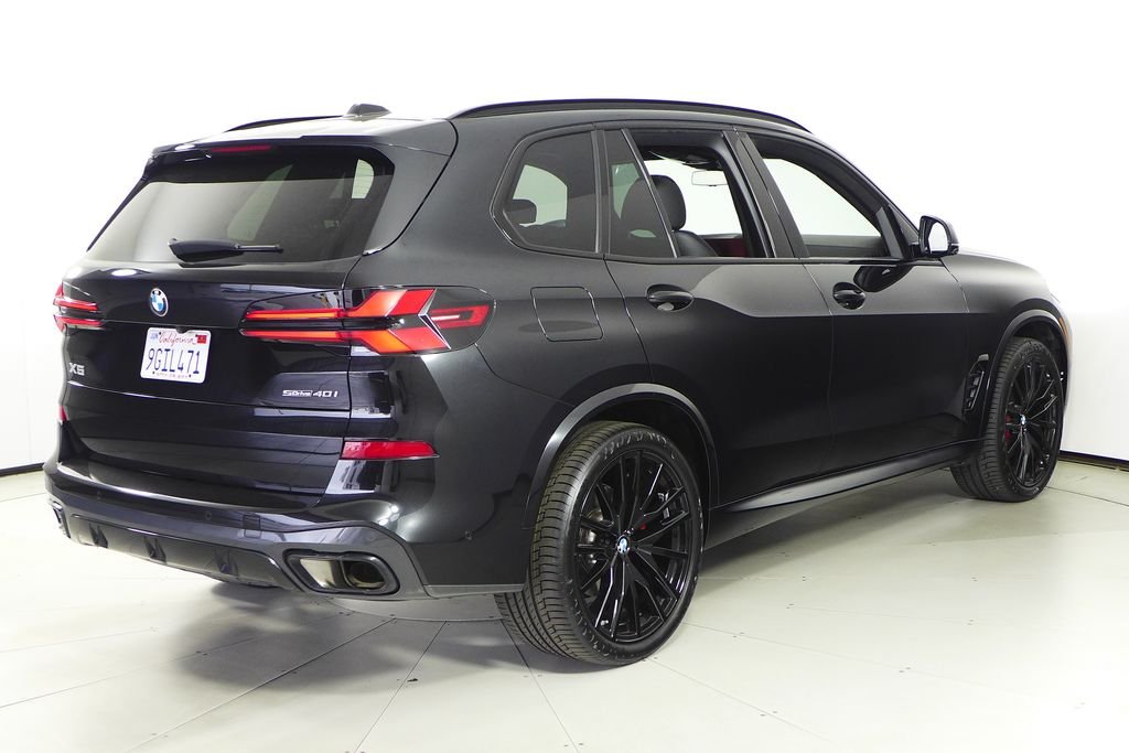 Used 2024 Black Sapphire Metallic BMW sDrive40i image 7