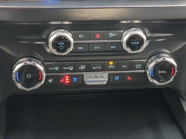 New 2026 Ruby Red Metallic Tinted Clearcoat Ford F-350® Lariat® image 21