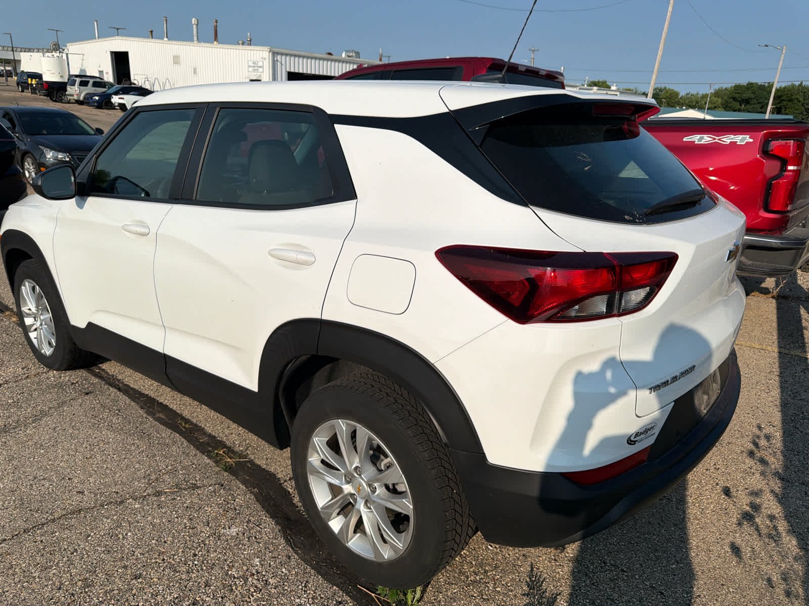 Used 2023 SUMMIT WHITE Chevrolet LS image 5