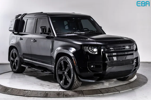 Pre-Owned 2025 Land Rover Defender 110 X-Dynamic SE
