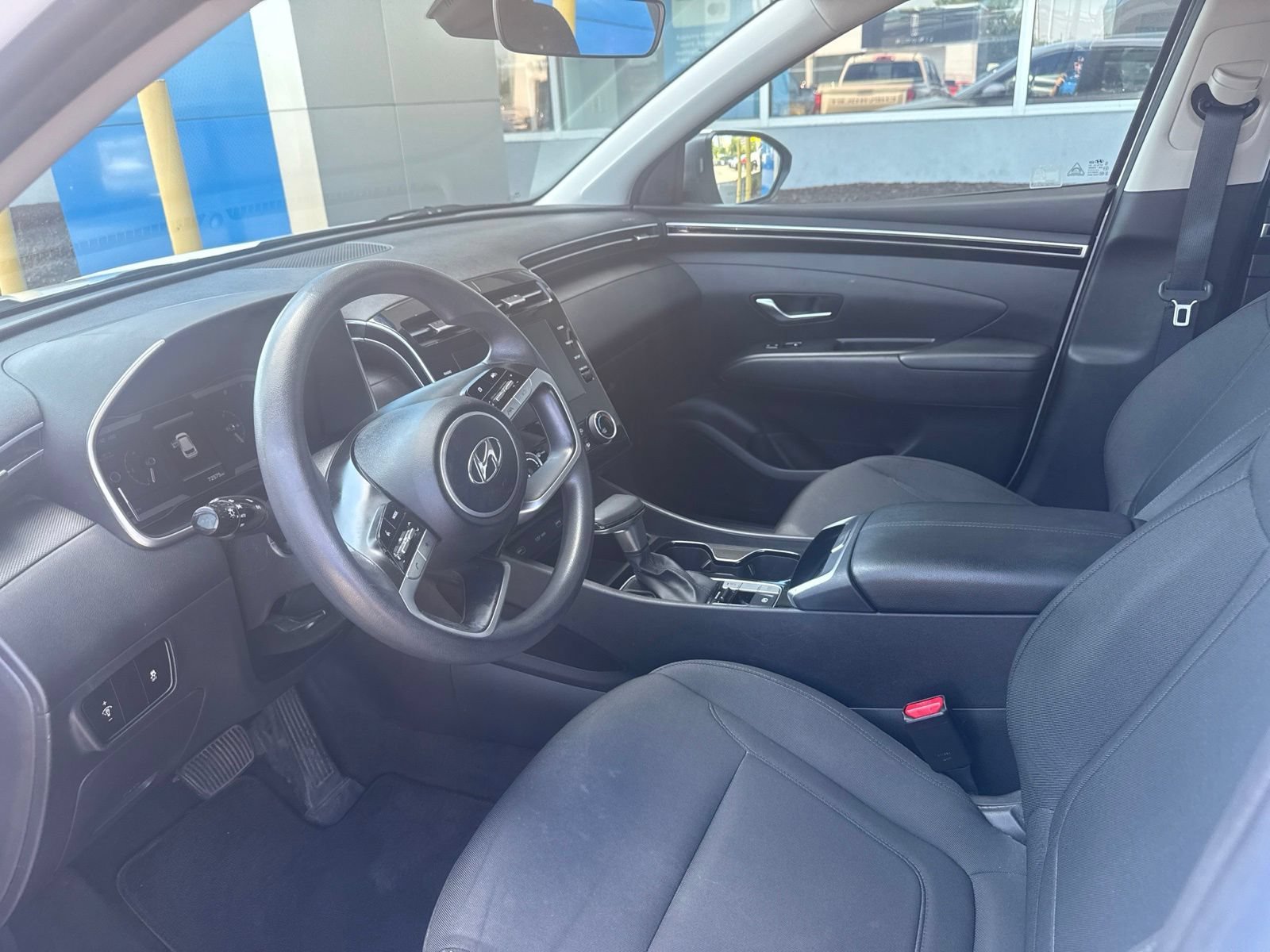 Used 2022 Quartz White [white] Hyundai SE image 12
