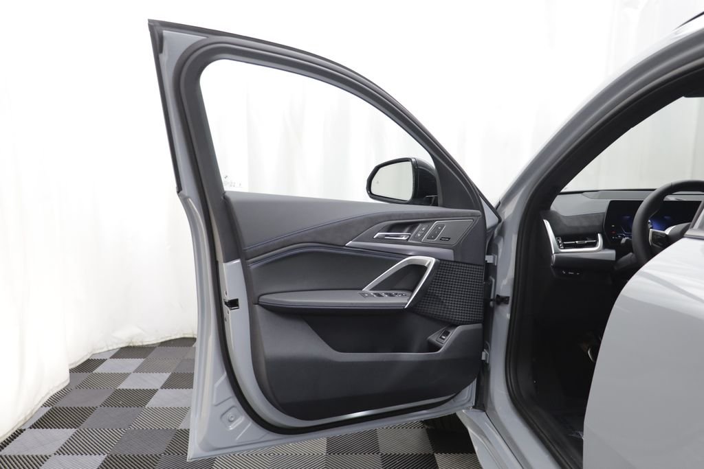 New 2026 Brooklyn Grey Metallic BMW xDrive28i image 5