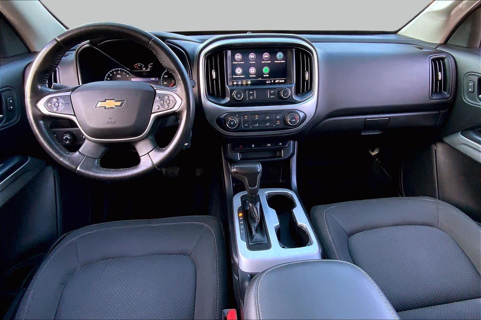 Used 2019 Shadow Gray Metallic Chevrolet 4WD LT image 16