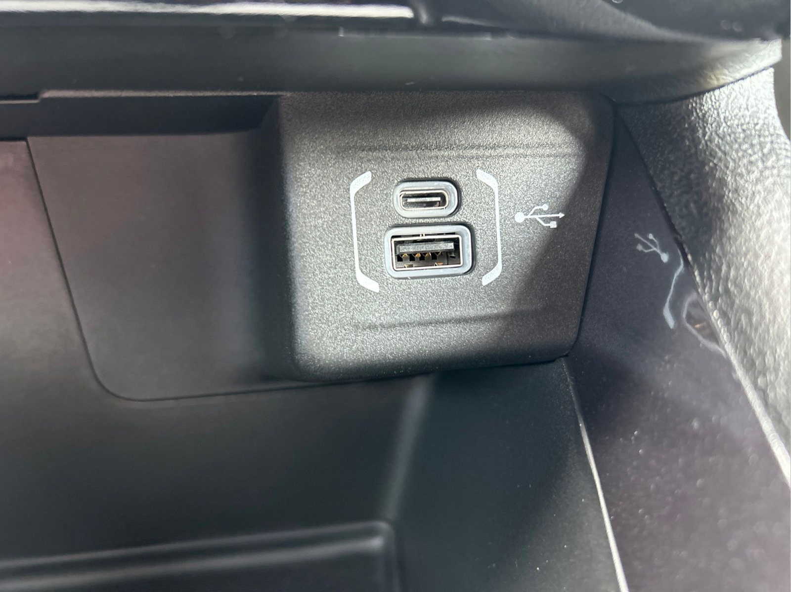 New 2026 Bright White Clearcoat Jeep  image 29