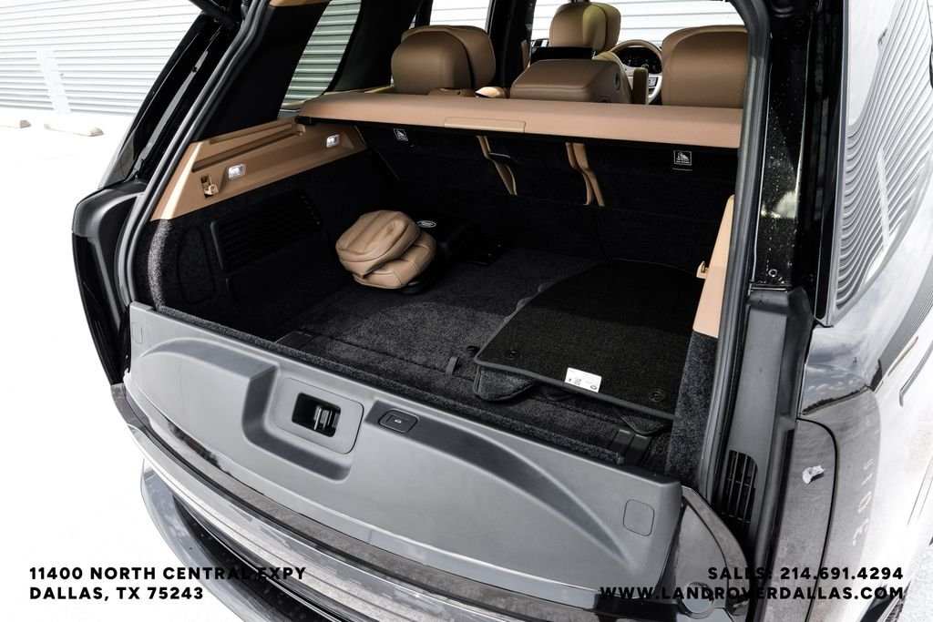Used 2024 Black Land Rover Autobiography image 60