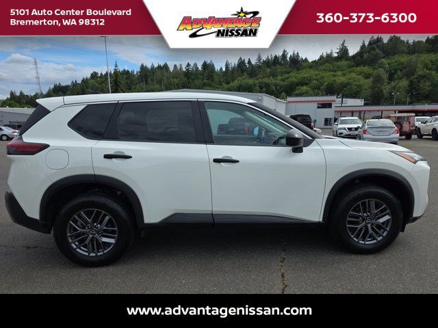 Used 2023 Glacier White Nissan S image 7