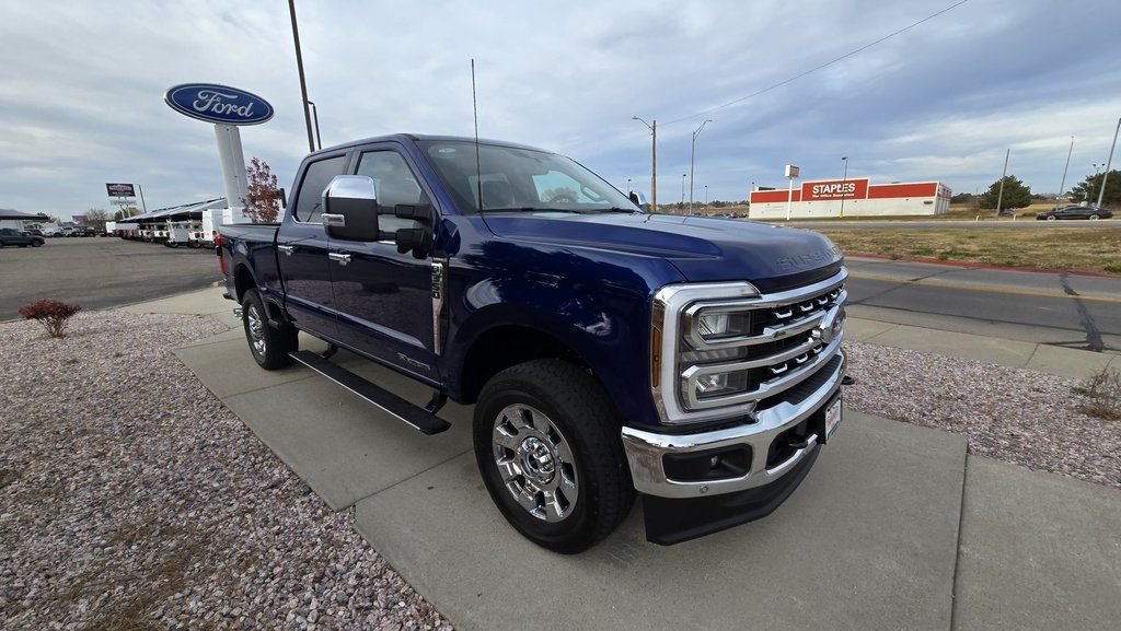 2026 Ford F-350 Super Duty Lariat - Photo 6