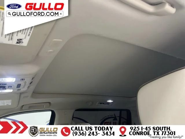 Used 2022 White Frost Tri-Coat GMC Denali image 23