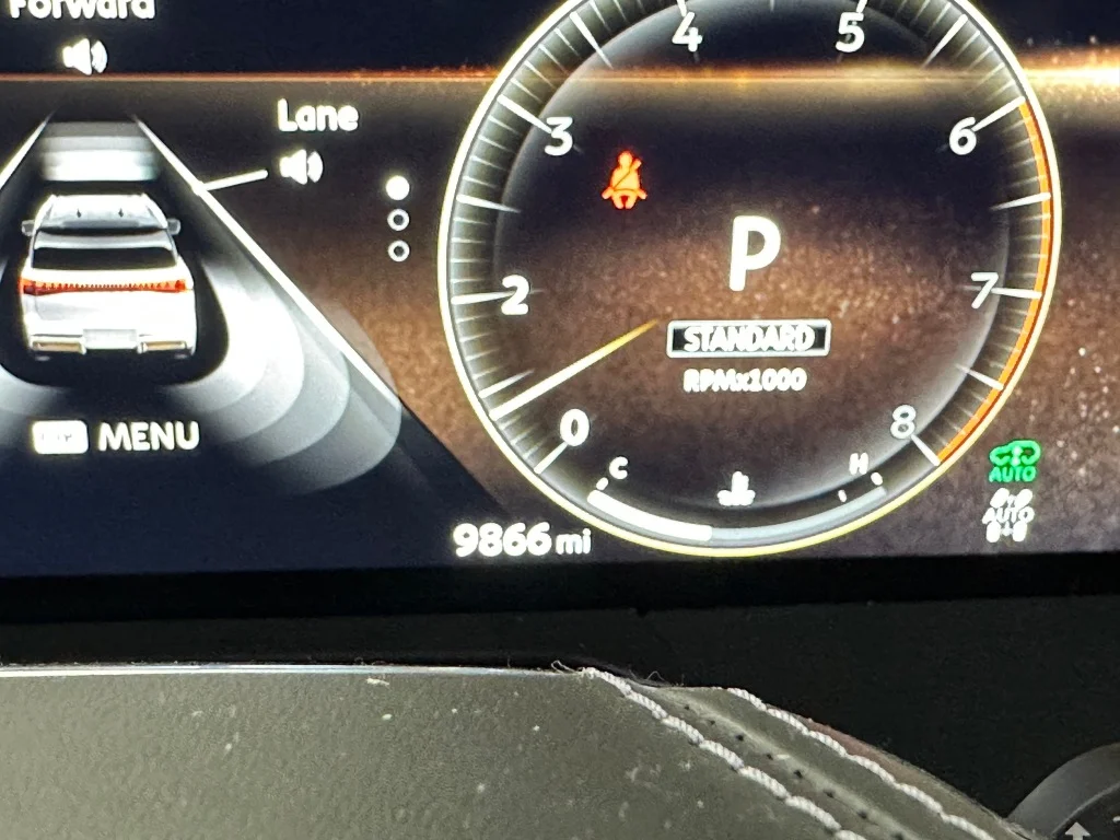 Certified Used 2025 Dynamic Metal INFINITI SENSORY image 3