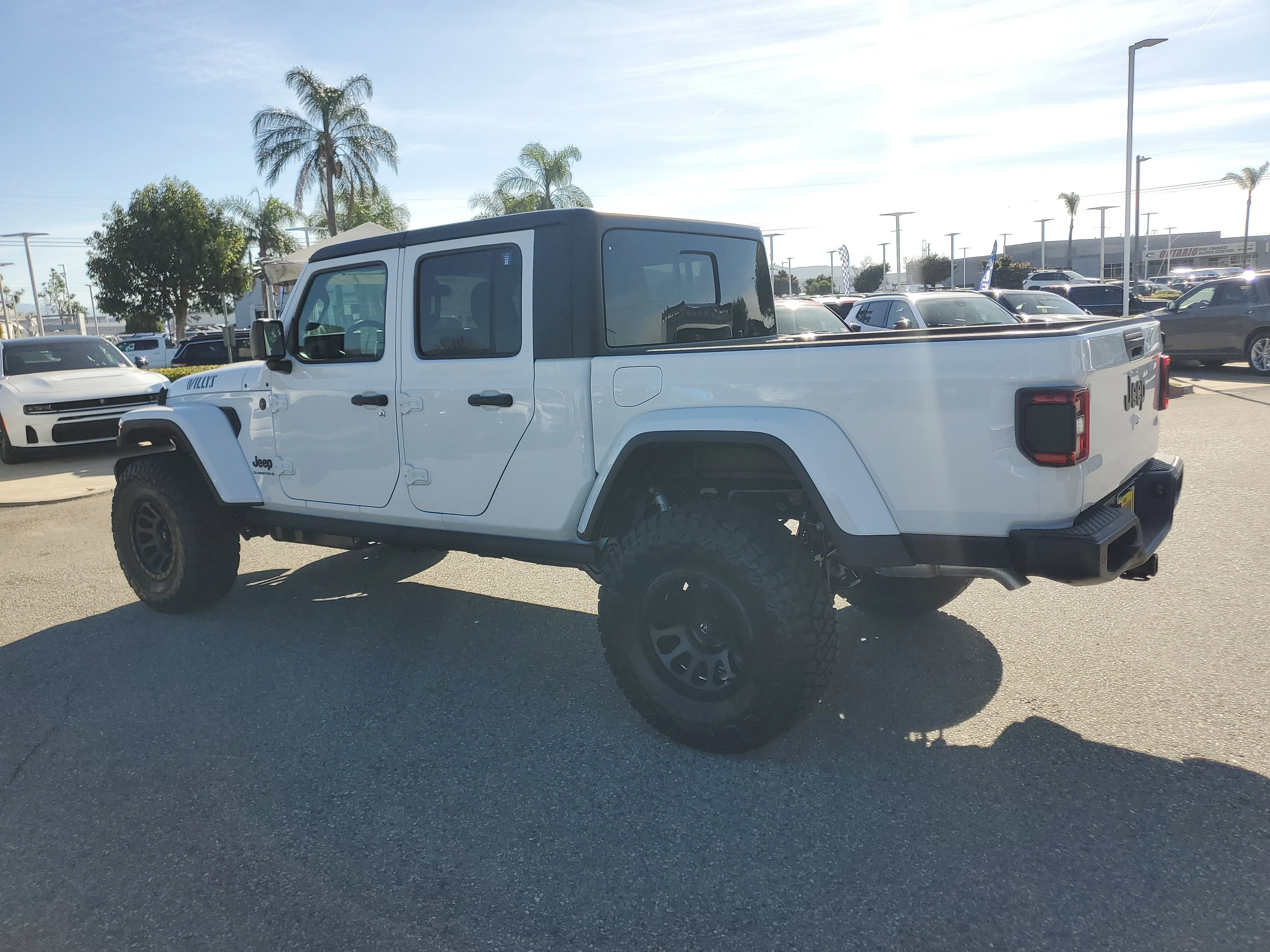 New 2026 Bright White Clear-Coat Exterior Paint Jeep Willys image 6