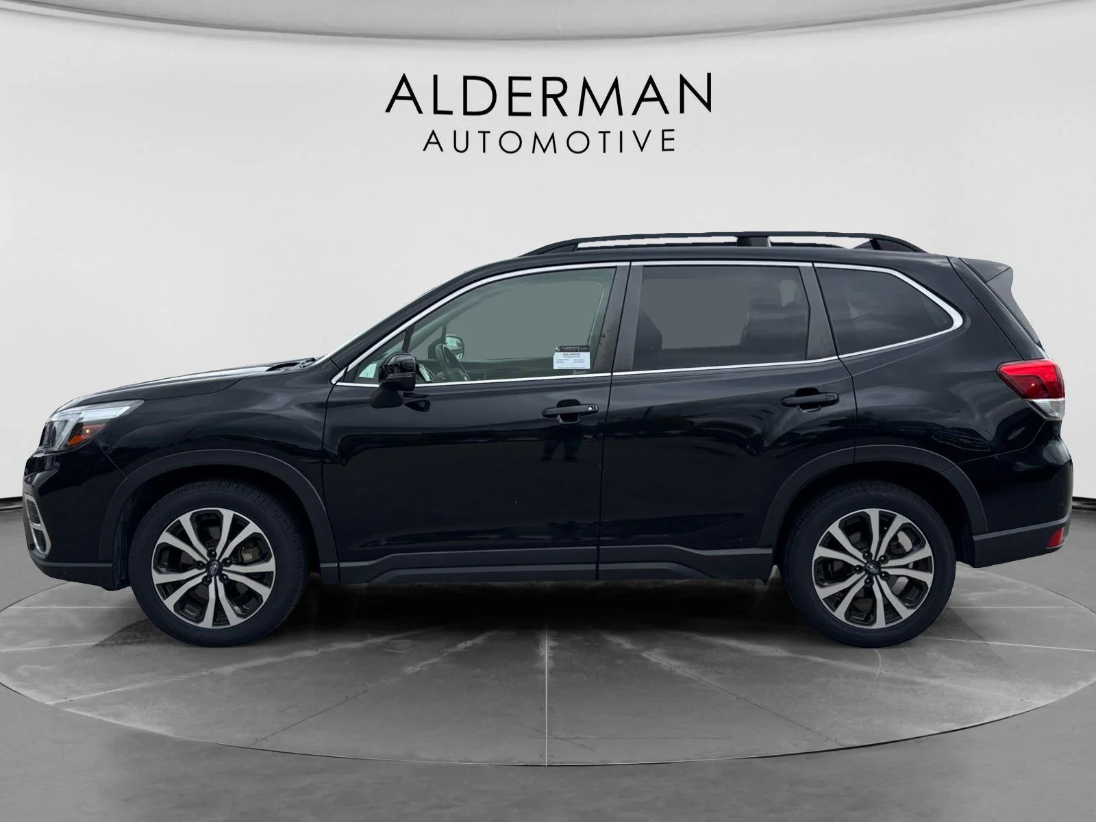 Used 2020 Crystal Black Silica Subaru Limited image 2