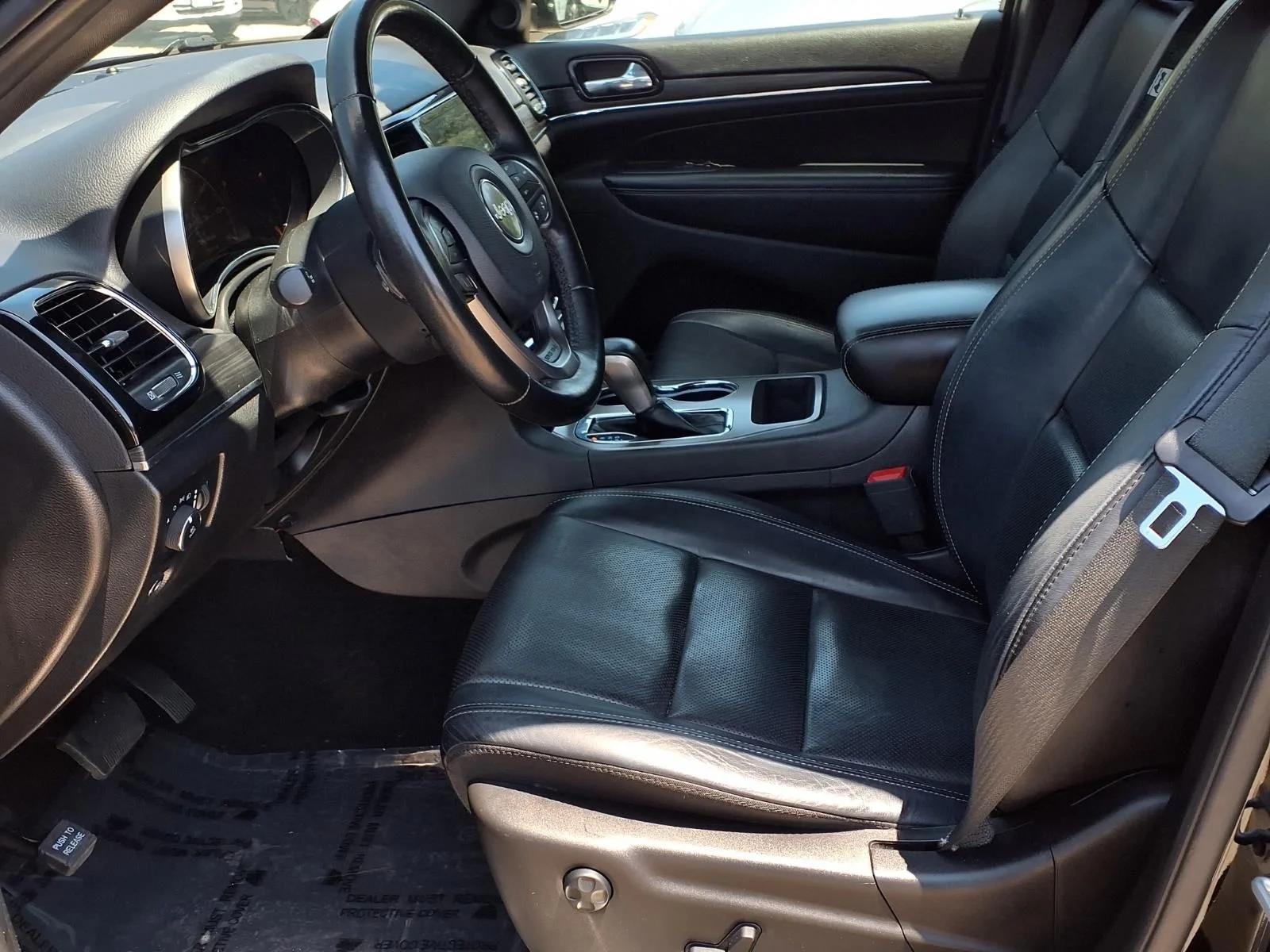 Used 2021 Black Jeep Limited image 17