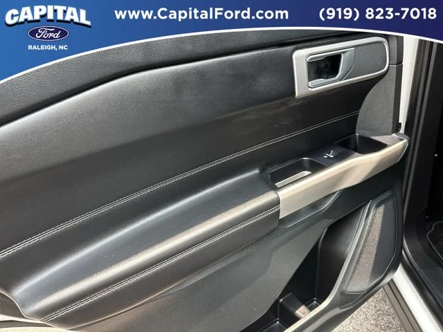 Used 2023 White Ford XLT image 17